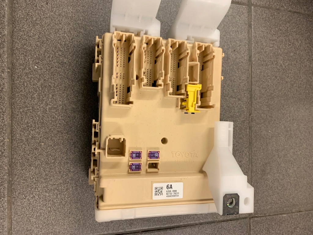 фото №1, Lexus nx300h модуль комфорту bsi 82730-78010