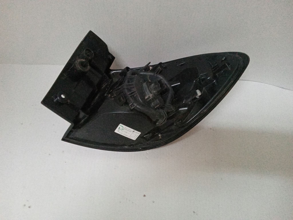 фото №16, Renault captur i lift 13- лампа задня задня rh/lh