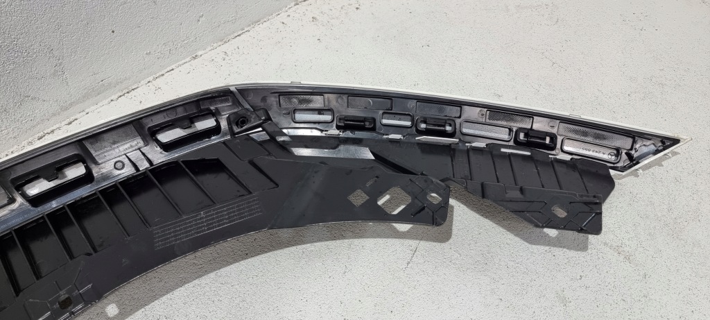 фото №9, Накладка бампер перед mercedes eqa w243