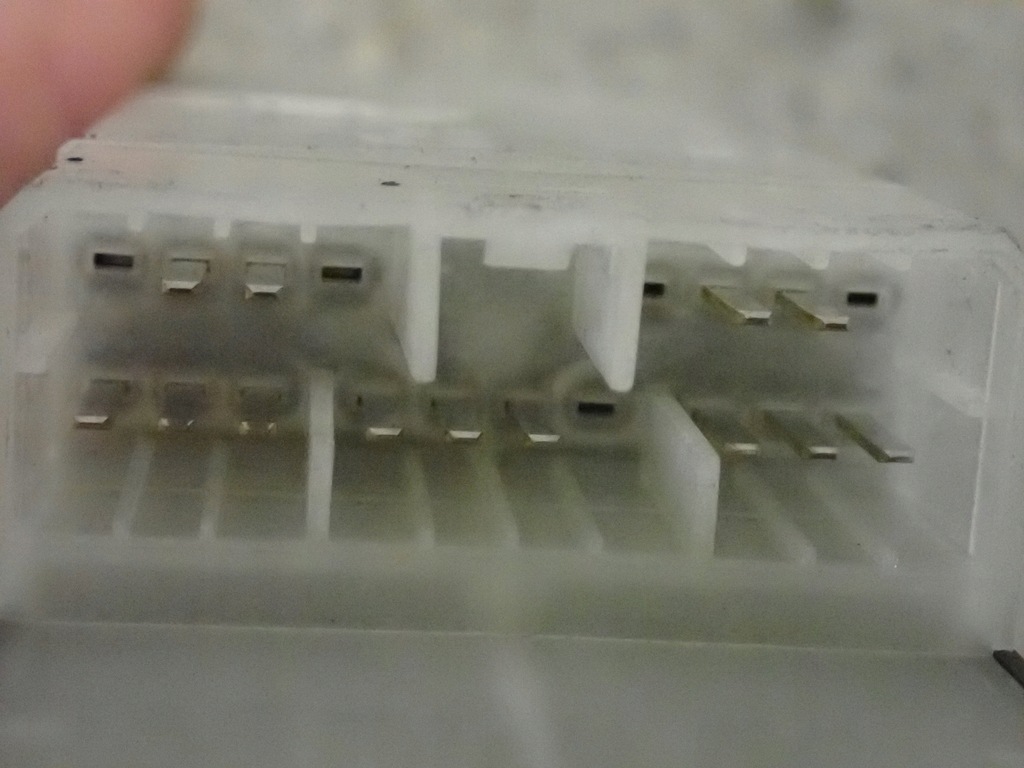 фото №5, Suzuki swift 04-10 панель керування вікон лівий