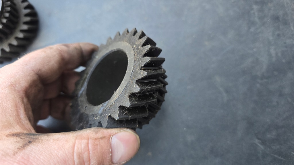 фото №8, Zabytkowy fiat polonez колесо зубчатое коробки передач оригинал nowe prl 25 ząeb