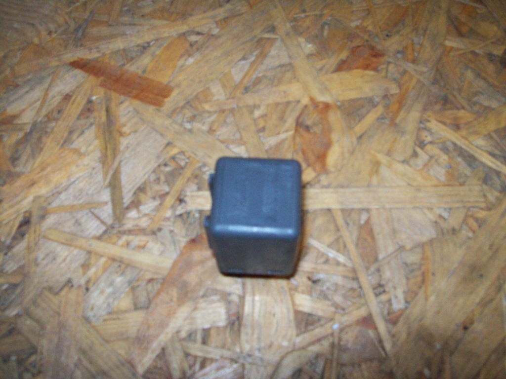 фото №1, Nissan almera tino 2,2 di o5 r реле