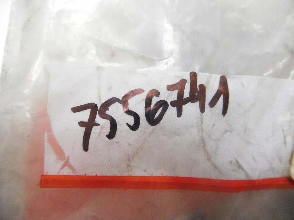 фото №7, Втулка , прокладка системы выпускной fiat bravo оригинальный номер 7556741