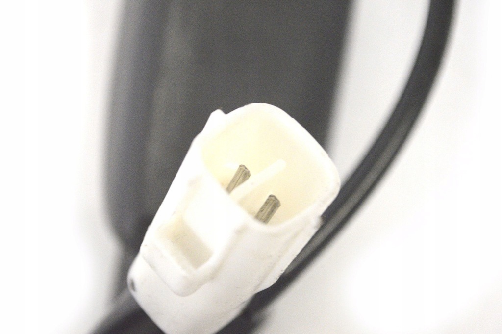 фото №5, Toyota prius xw20 2007 права сторона пряжка передній поперечина безпеки