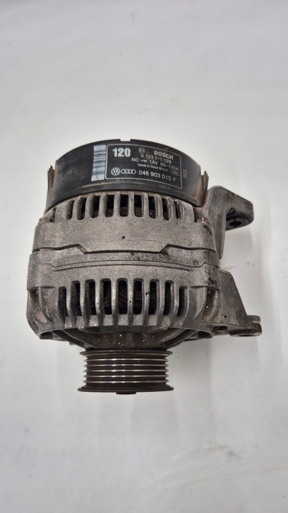 фото №1, Генератор 046903015f audi a6 c4 100 c4 2.5 tdi
