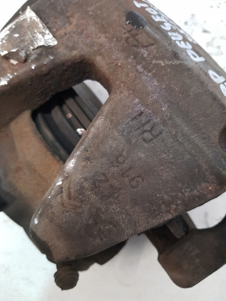 Супорт гальмівний правий перед peugeot expert iii jumpy iii Оригінал