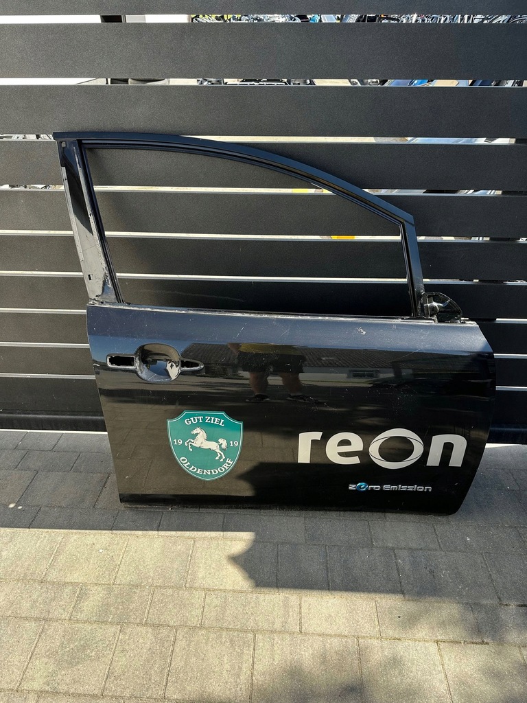 фото №1, Nissan leaf дверь правое передние перед