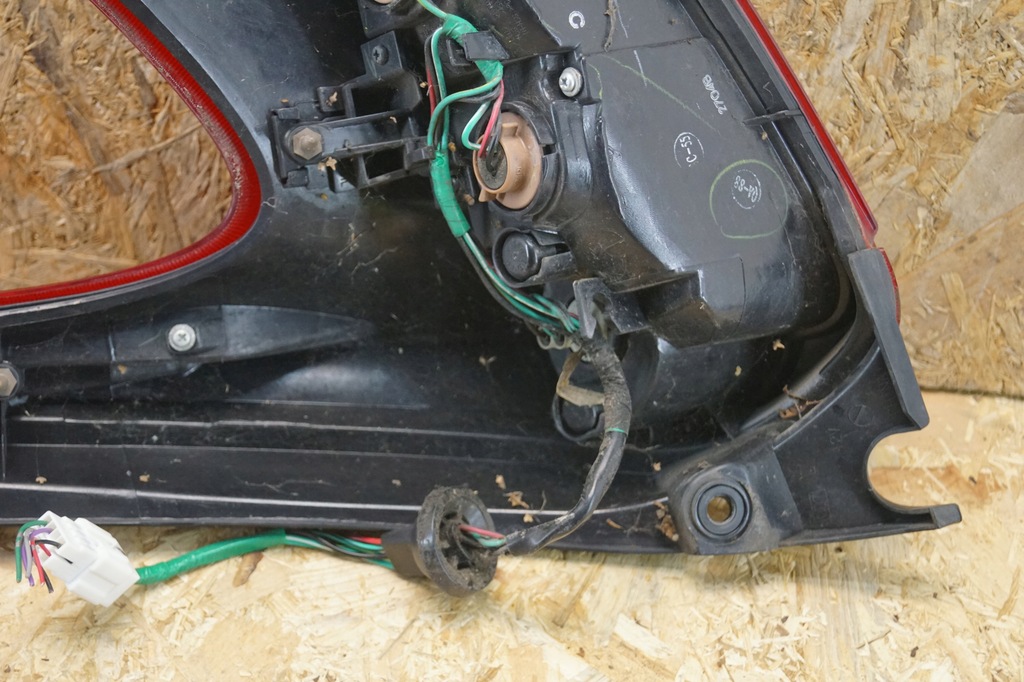 фото №12, Лампа левый задняя nissan juke f15