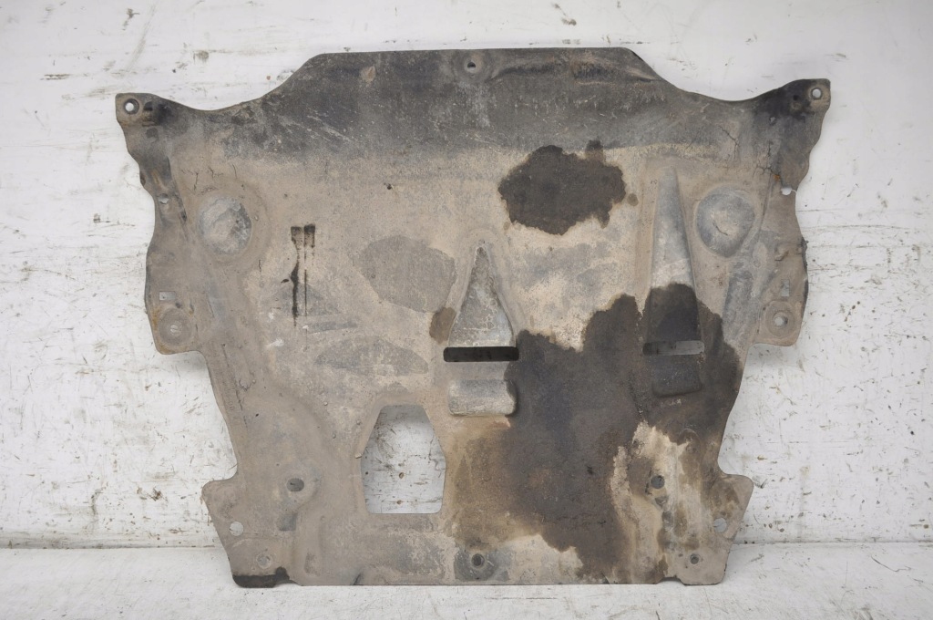 Купить Volvo v60 2.4 d5 накладка под двигатель ag9n-6p013-db