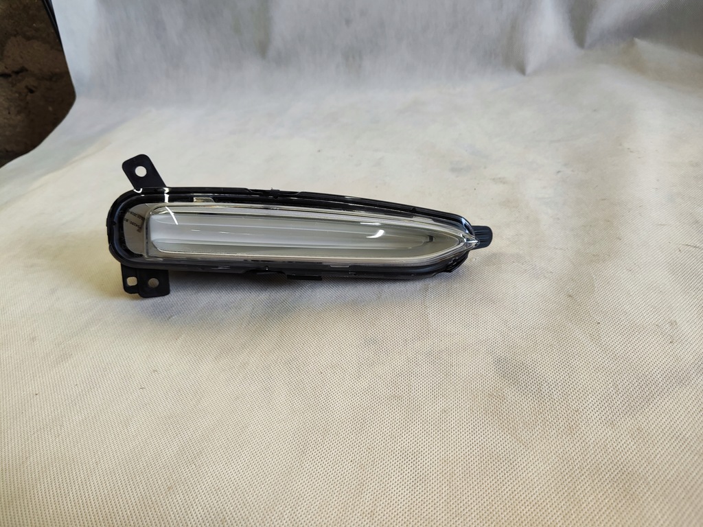 фото №1, Bmw i3 i01 lci lift противотуманная фара led drl поворотник правый хороший!