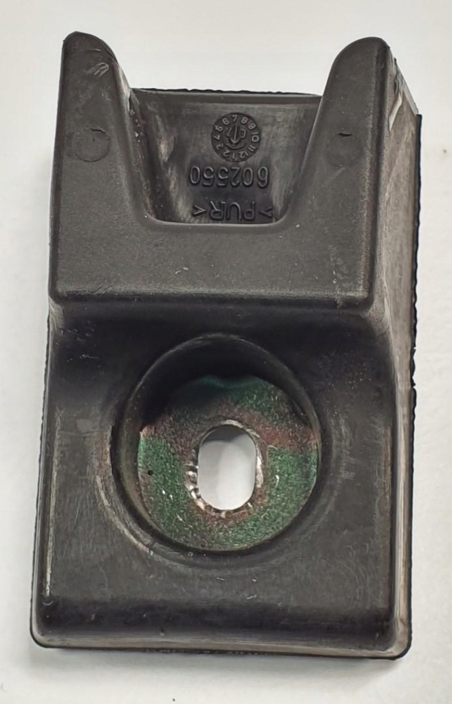 фото №1, Отбойник крышки багажника ford focus mk2 6n41-l515a42-ae