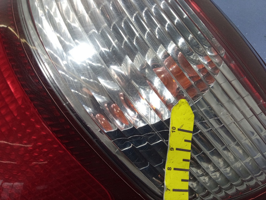 фото №9, Subaru legacy iii bh kombi лампа задняя правая наружная 4835a