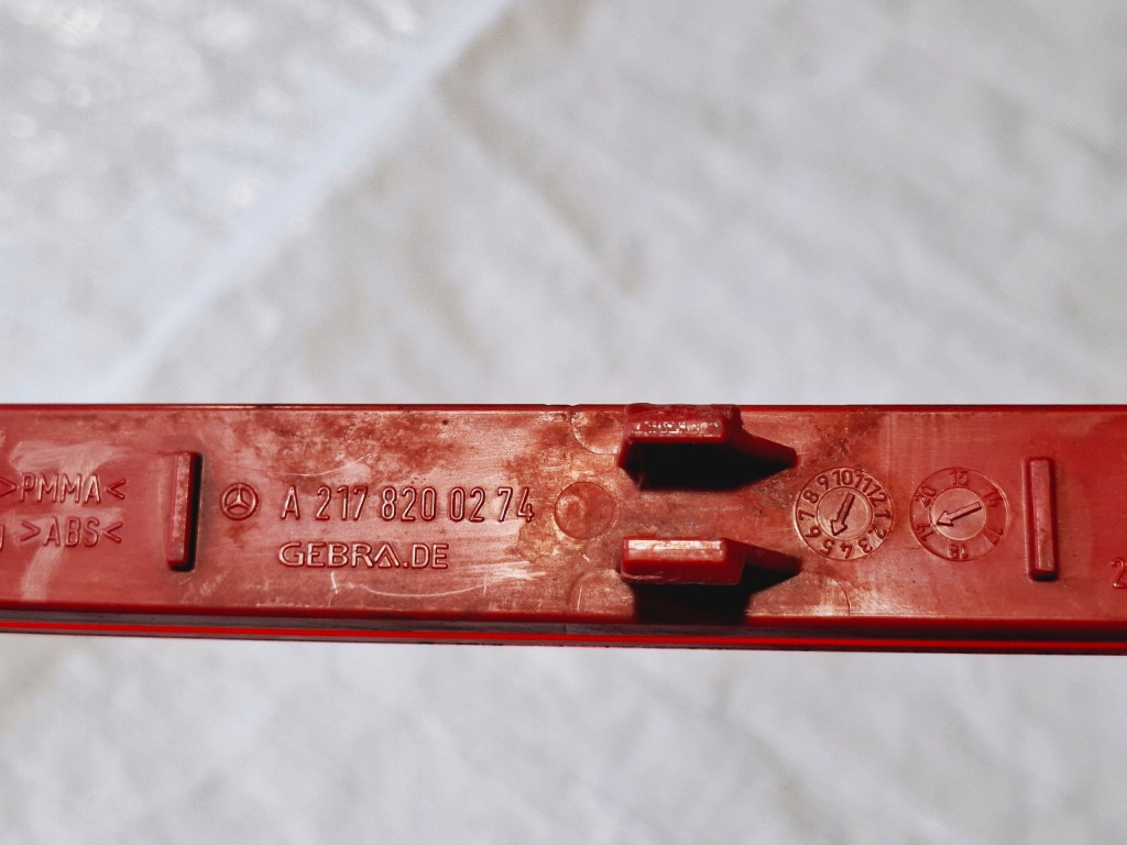 Отражатель w бампер задний задний правая  mercedes w205 w213 w217 w238 a2178200274 Цена