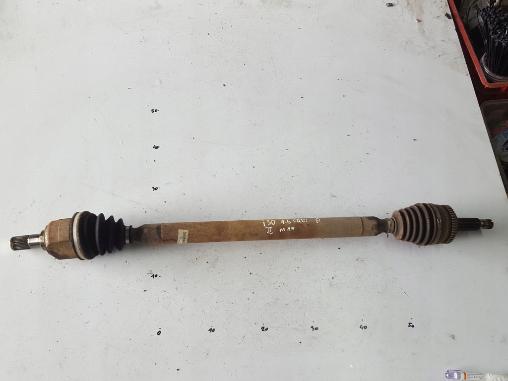 фото №1, Kia ceed 2 ii 12r- 1.6 crdi приводной вал правая перед механическая коробка передач