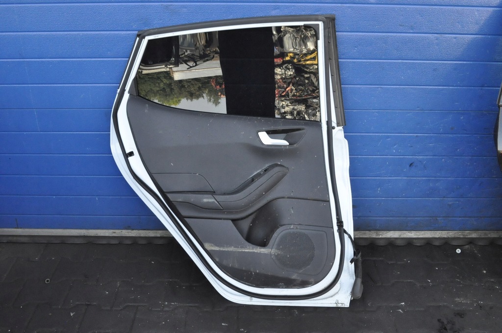 фото №12, Ford fiesta mk8 дверь левый задняя левая задние hh