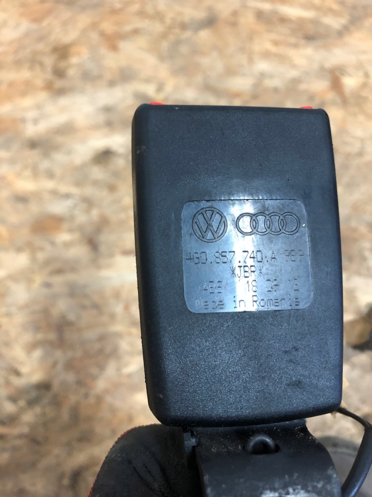 фото №2, Клипса поперечина задняя заднего audi a6 c7 4g0857740a