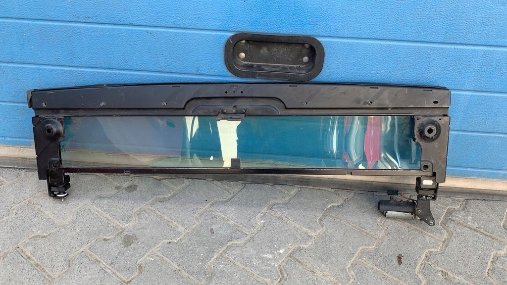 фото №1, Audi tt cabrio 1998-2005 ветрозащита стекло