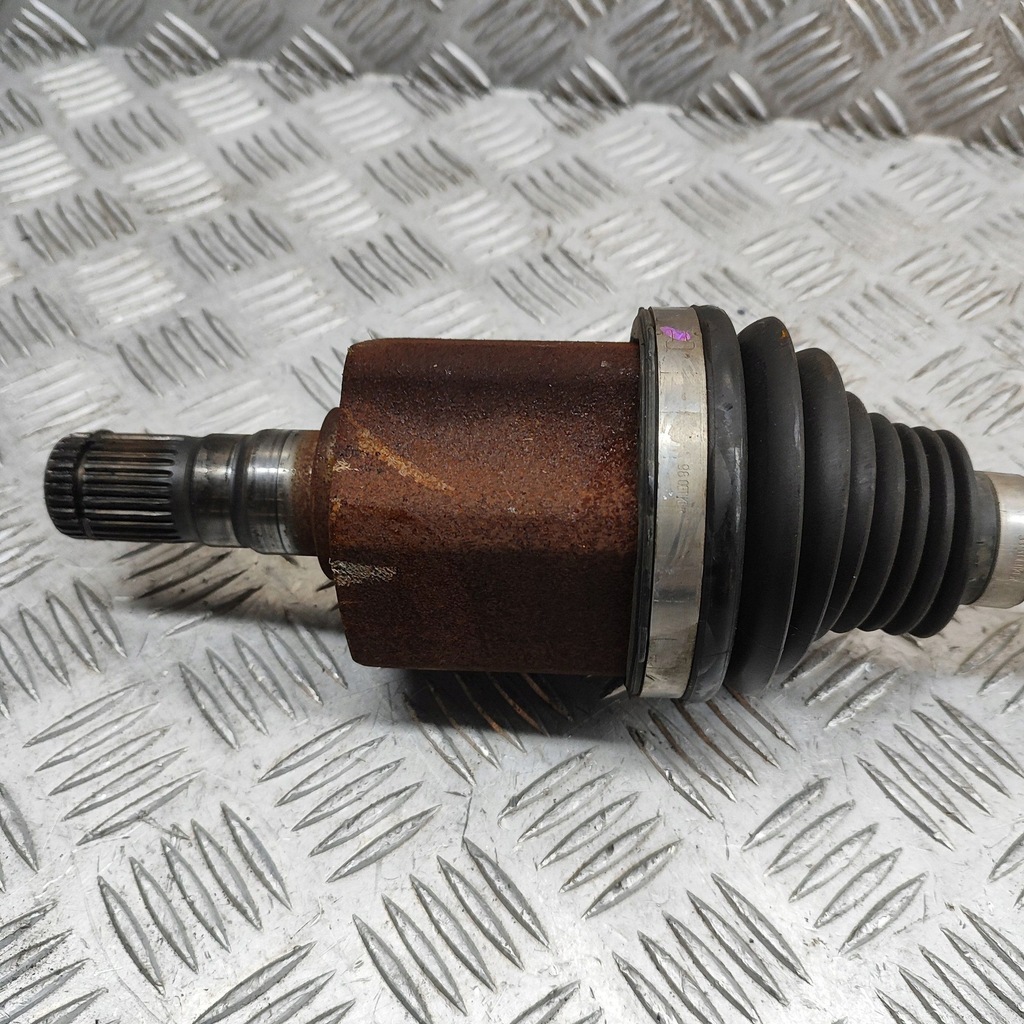 фото №6, Volvo xc40 2024 ліва сторона привідний вал передня