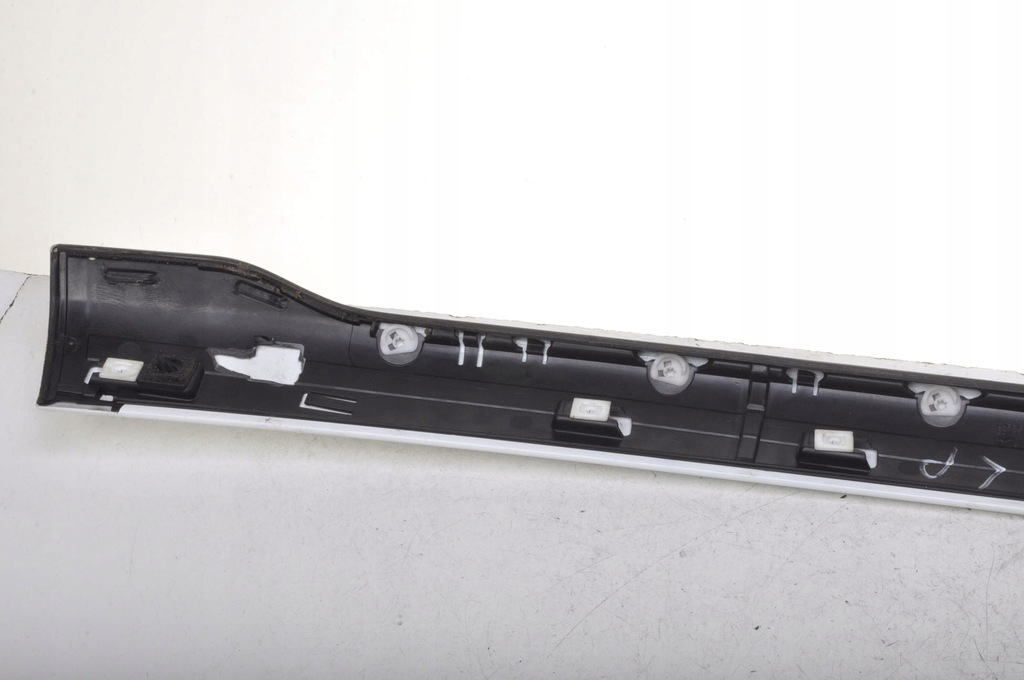 фото №8, Opel zafira c listwalistwa стойка передний