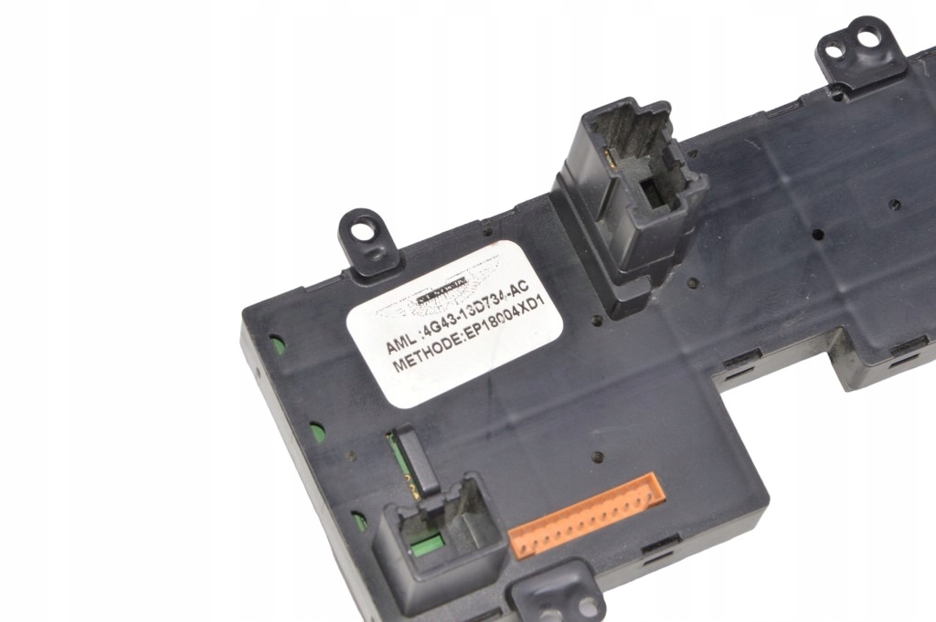 фото №4, Db9 2004-2012 , v8 vantage панель радіо навігації