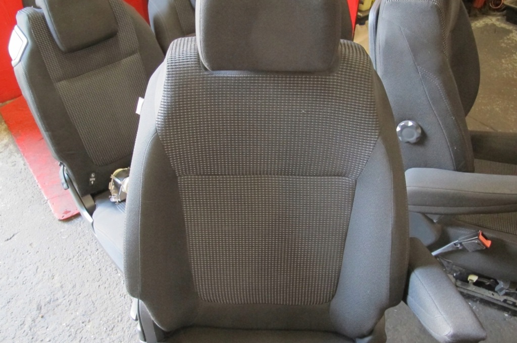 фото №10, Peugeot 5008 i 1 0u 0e сиденья перед задняя drugi trzeci ряд ремни обшивки 7-os