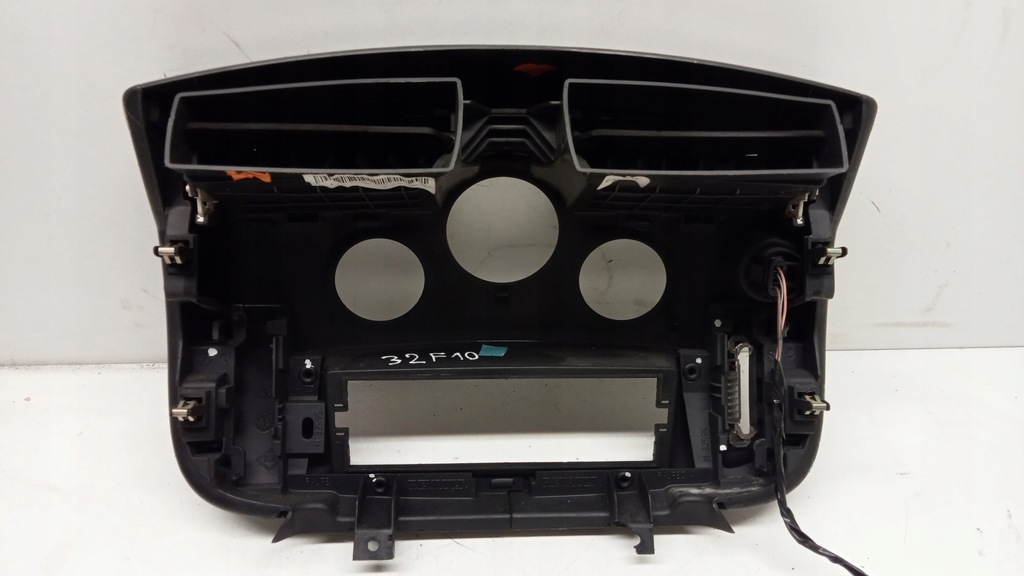 фото №5, Решётки обдув запуск стоп рамка радио средняя renault scenic ii 2003-09