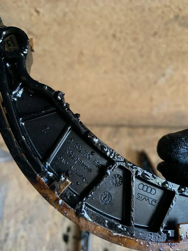 фото №4, Грм audi a6 3.0 tdi напрямна направляюча розподільного валу 059109507k 059109509c