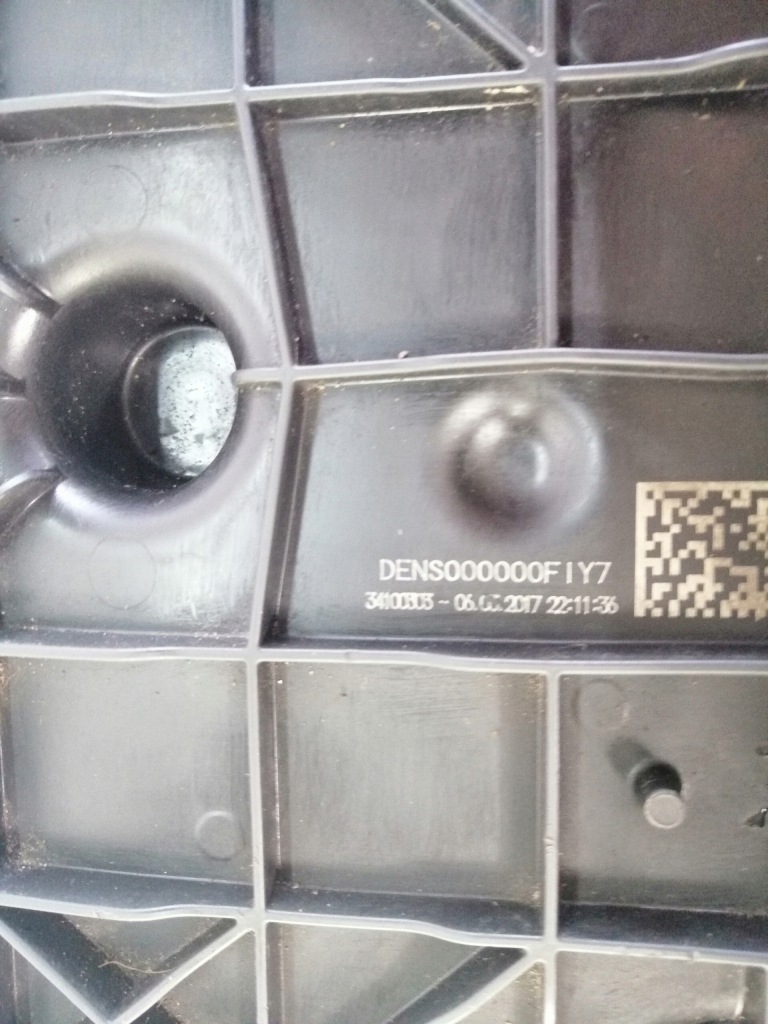 Купити Mercedes e-klasa w213 w238 купе бак насос adblue