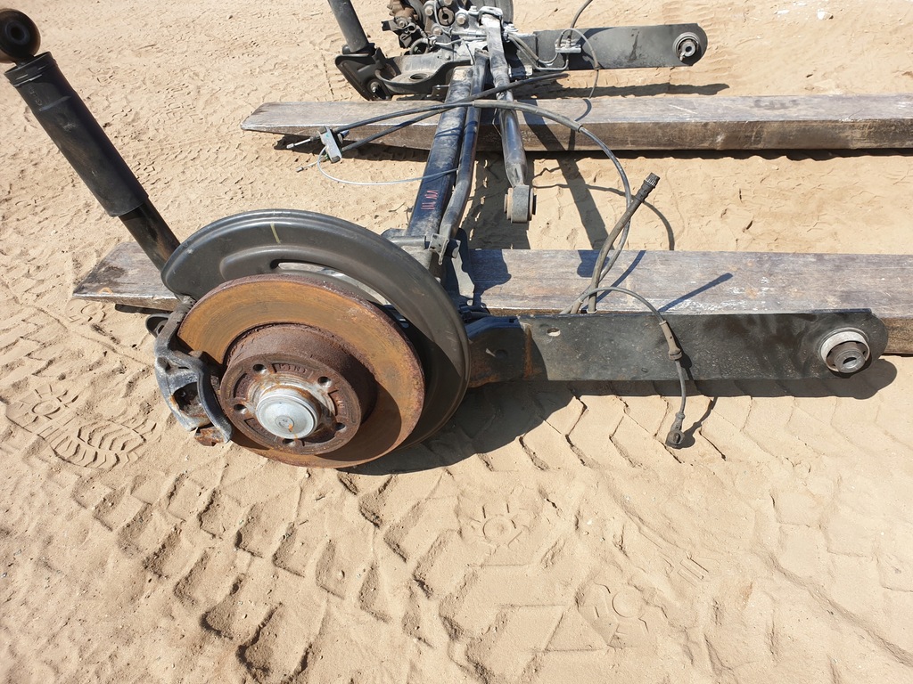 фото №4, Opel vivaro iii підвіска балка задня