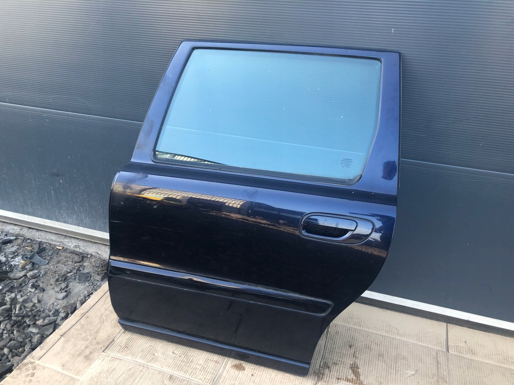 фото №1, Дверь левая задние задняя левый volvo v70 ii xc70 467-46