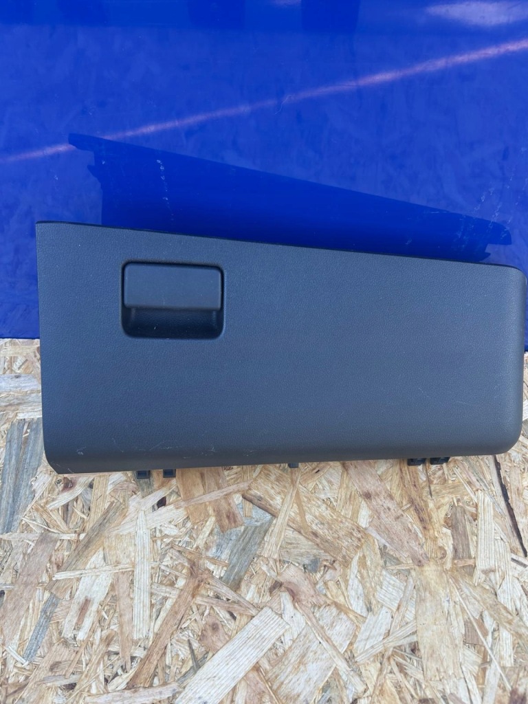 фото №1, Prius iv prime plug-in бардачок 55552-47110