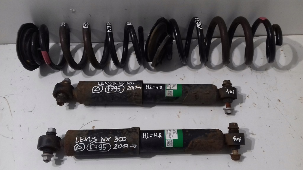 фото №1, Lexus nx300 lift амортизатор задний задняя комплект l+p