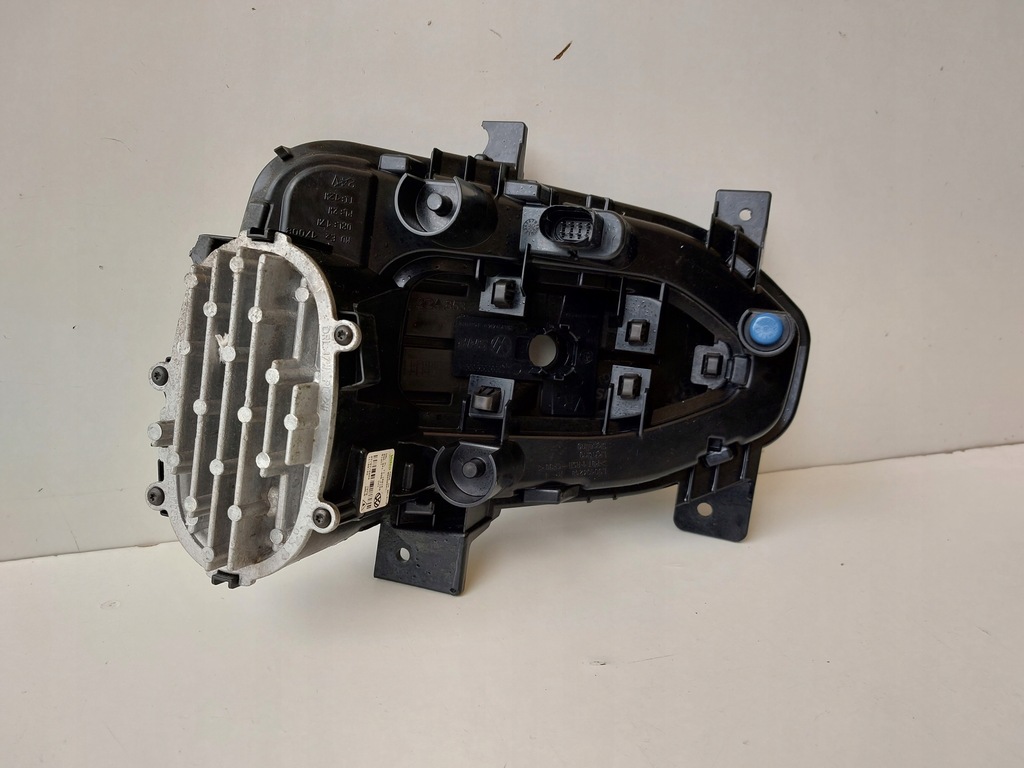 фото №5, Vw t-roc 2ga протитуманна фара правий 2ga941056 f оригінал