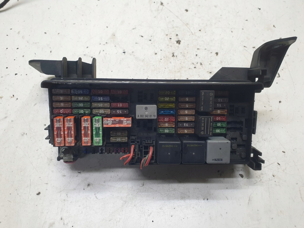 Купить Модуль коробка предохранителей mercedes-benz ml w164 a1645402372
