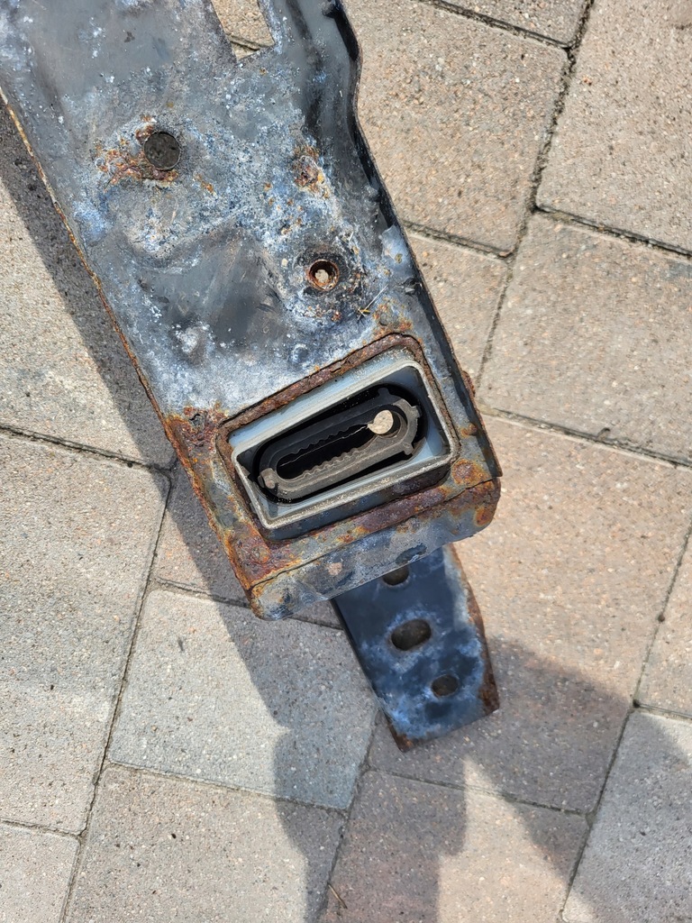 фото №7, Кронштейн кронштейн радіатор peugeot 308 t9 3008 i 9673630480