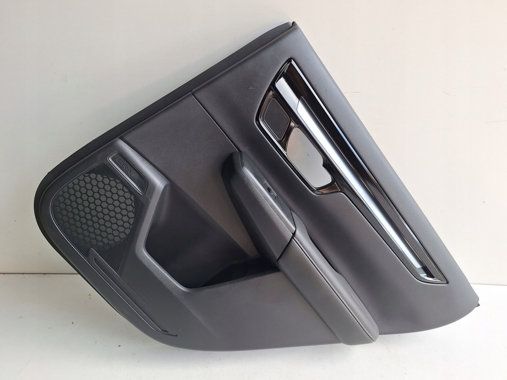 фото №1, Honda cr-v vi 2023- обивка дверь правый задняя