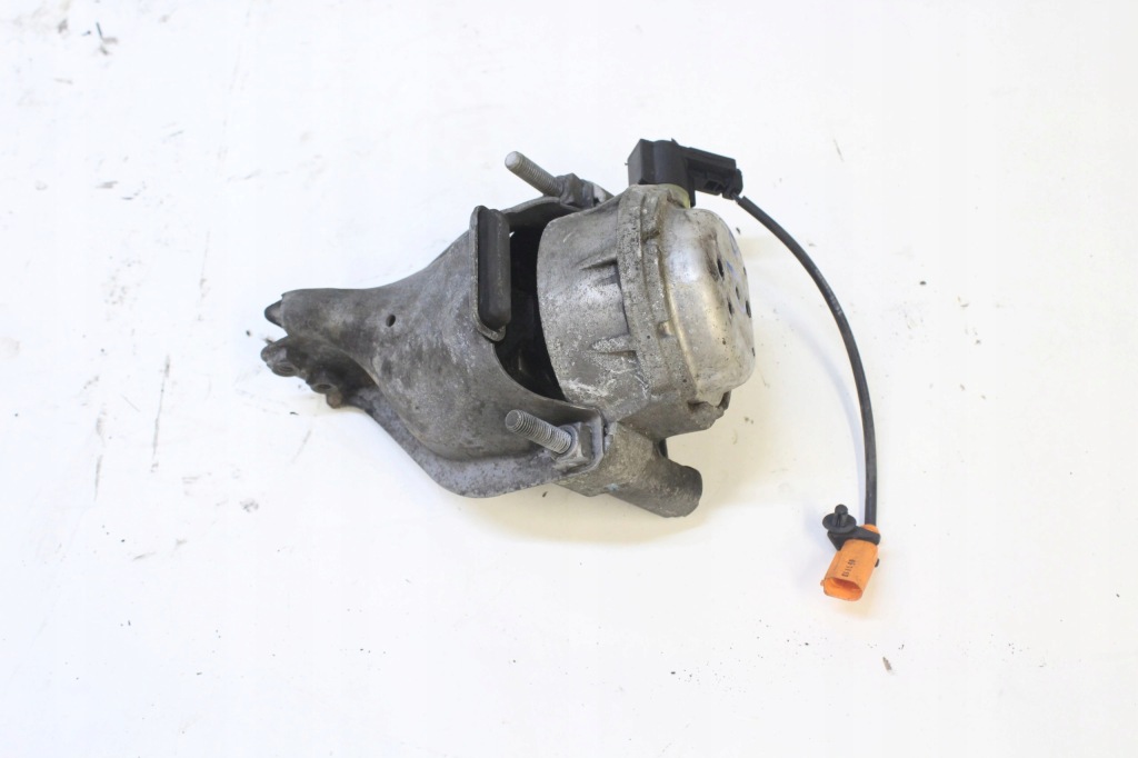 фото №1, Audi a6 4g9 подушка двигателя правая