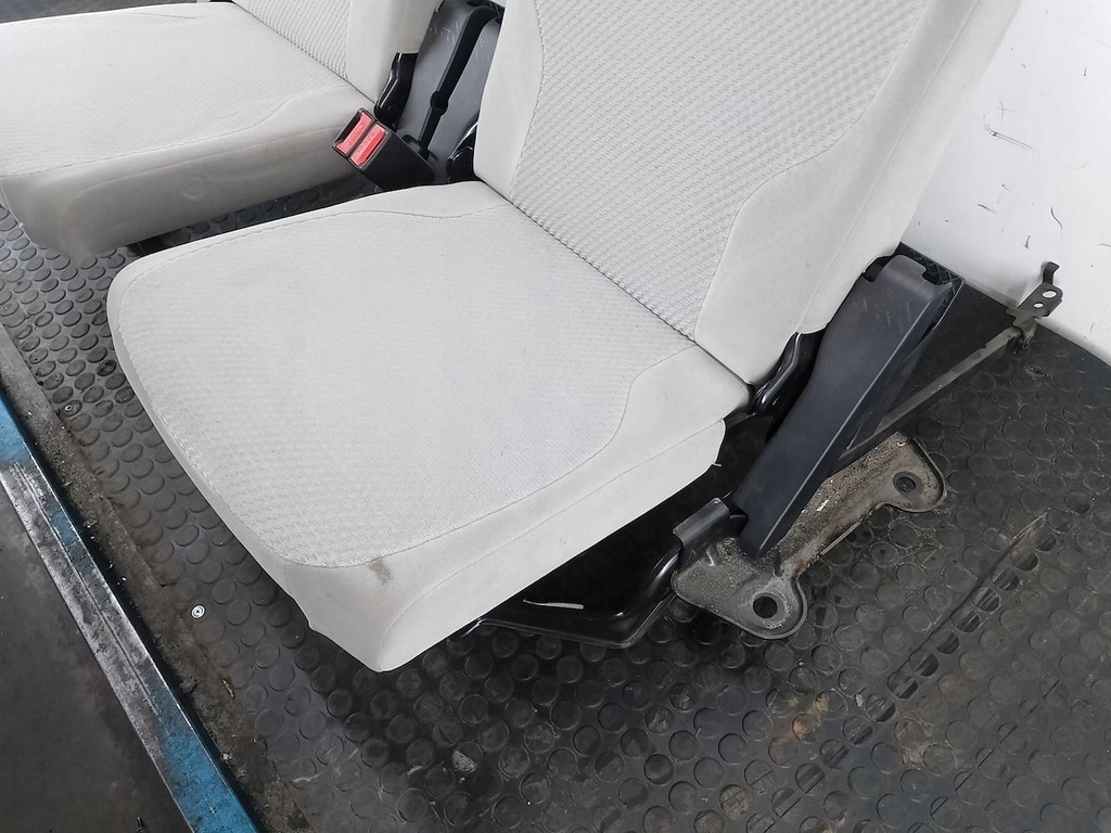 фото №4, Сиденья trzeci ряд citroen c4 grand picasso