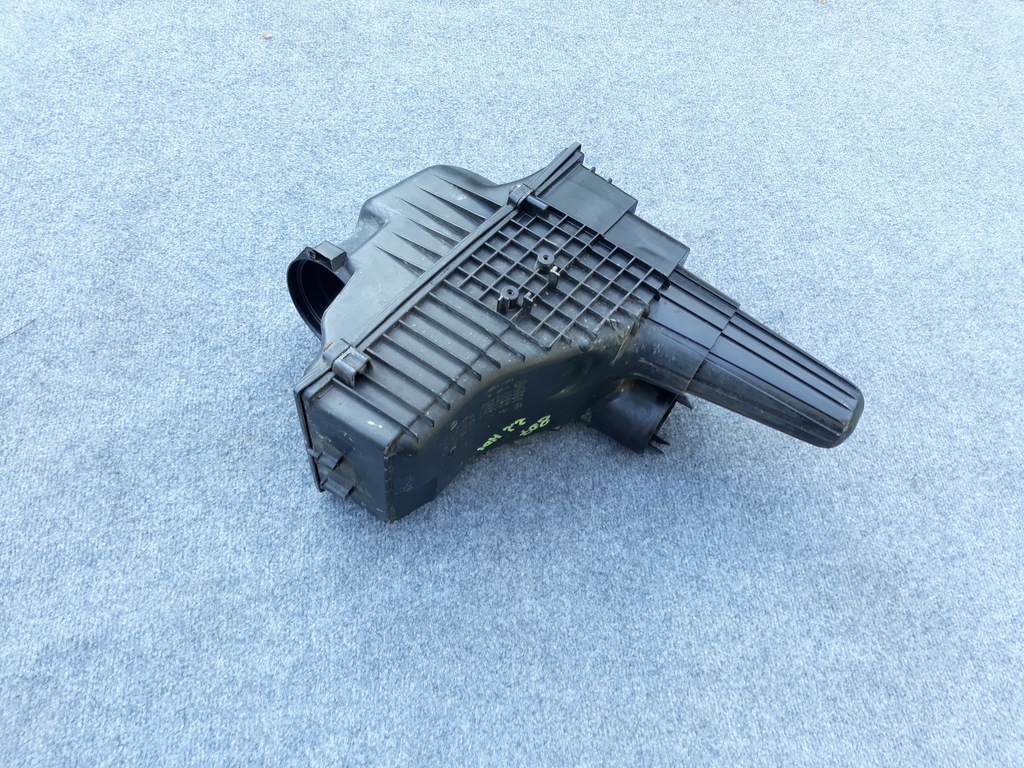 фото №1, Корпус фильтра воздуха peugeot 807 c8 2.2 hdi