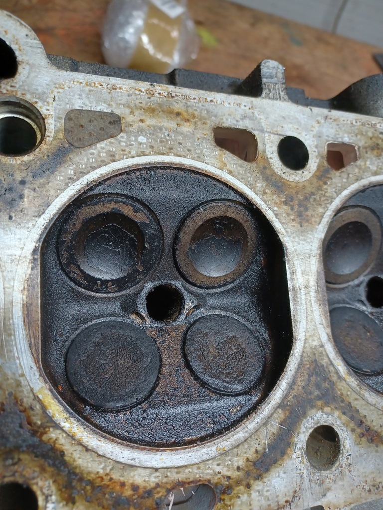 фото №9, Головка 2.0 2.4 t volvo v70 c70 s70 s80 1001837