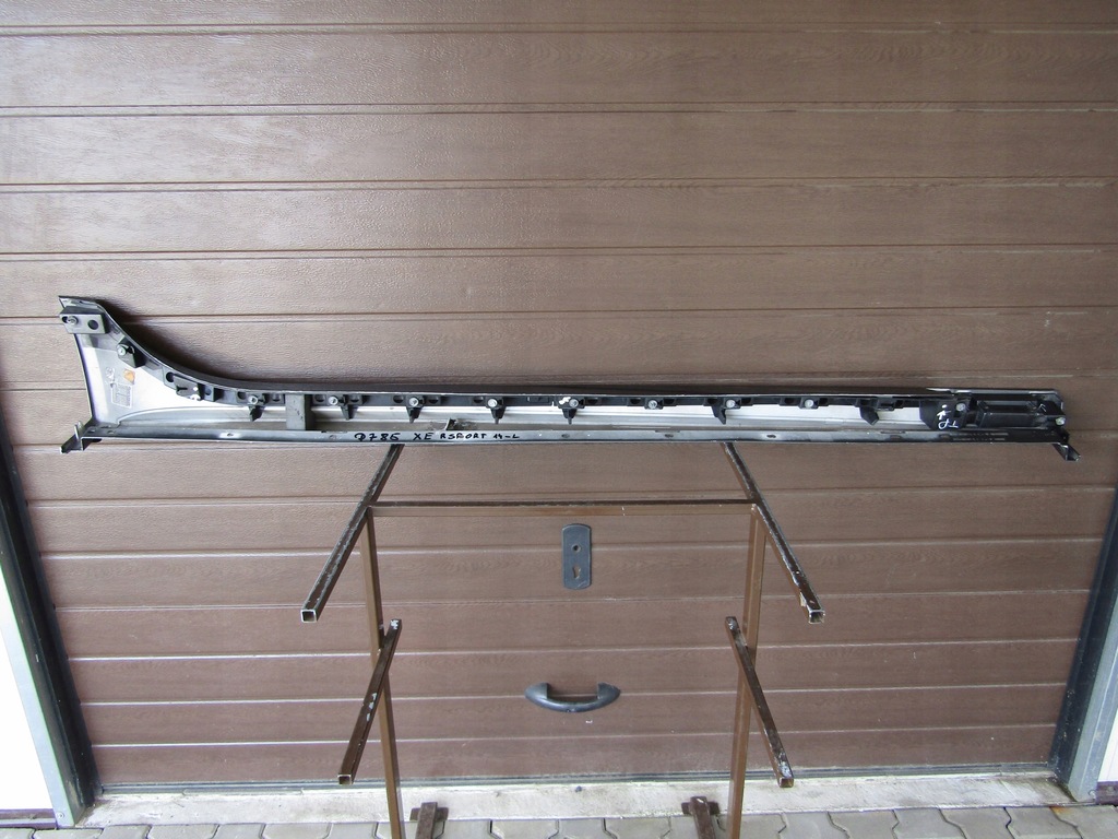 фото №10, Молдинг поріг ліва jaguar xe 760 f s r sport 14-