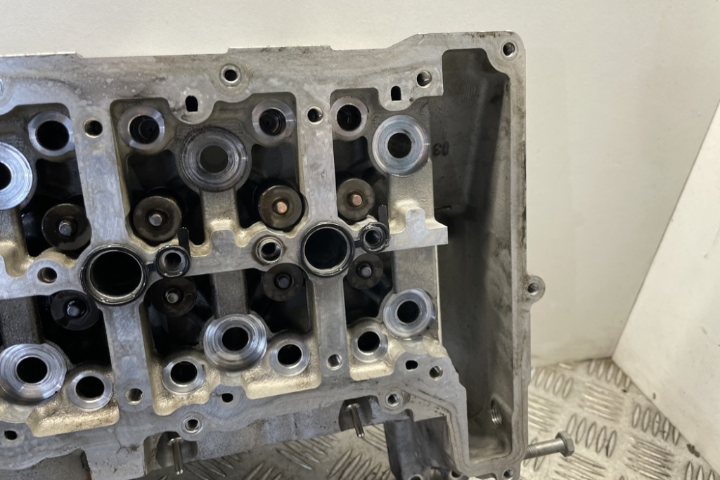 фото №10, Головка двигуна bmw 3 f30, f80 7812929 3.0l дизель 190kw 2014