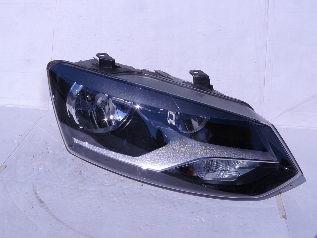 фото №1, Vw polo v лампа передняя правая обычная