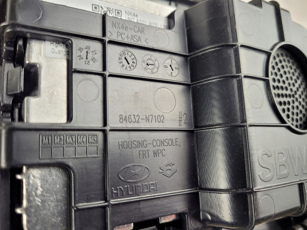 фото №6, Hyundai tuscon консоль зарядное устройство индукционная 846t1-n7100 84632-n7102 oryg.