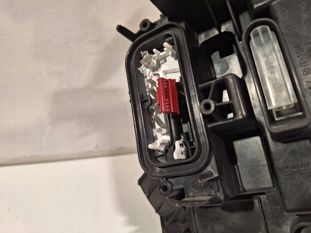 фото №9, Лампа перед права nowa valeo full led 9834008280 opel mokka b 20-