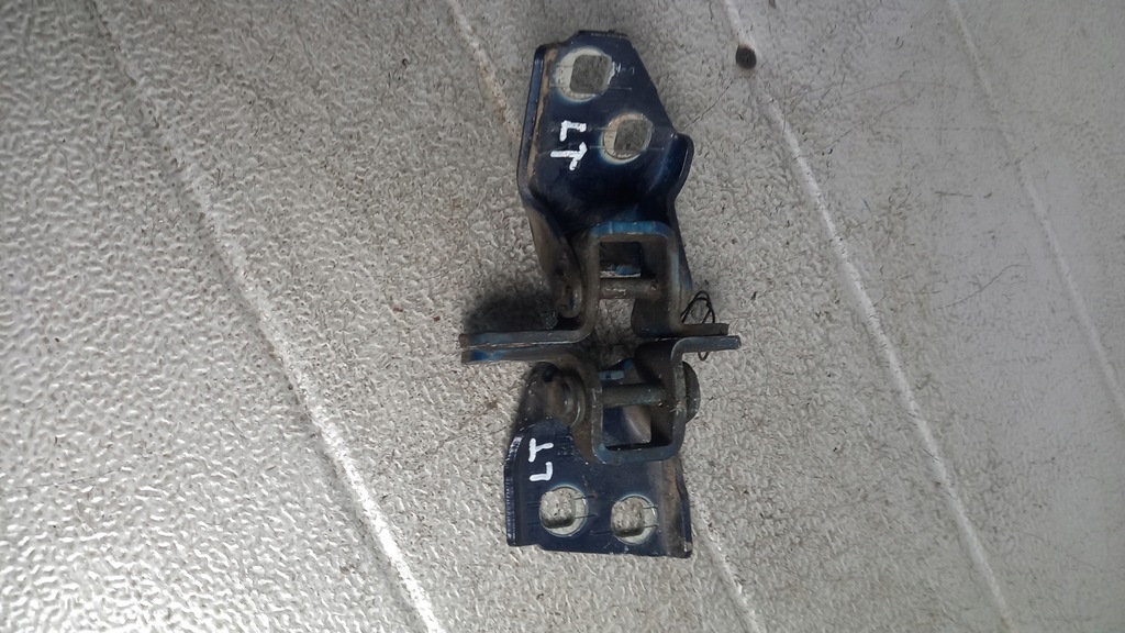 фото №1, Петля лівий задня chrysler sebring 06r sedan