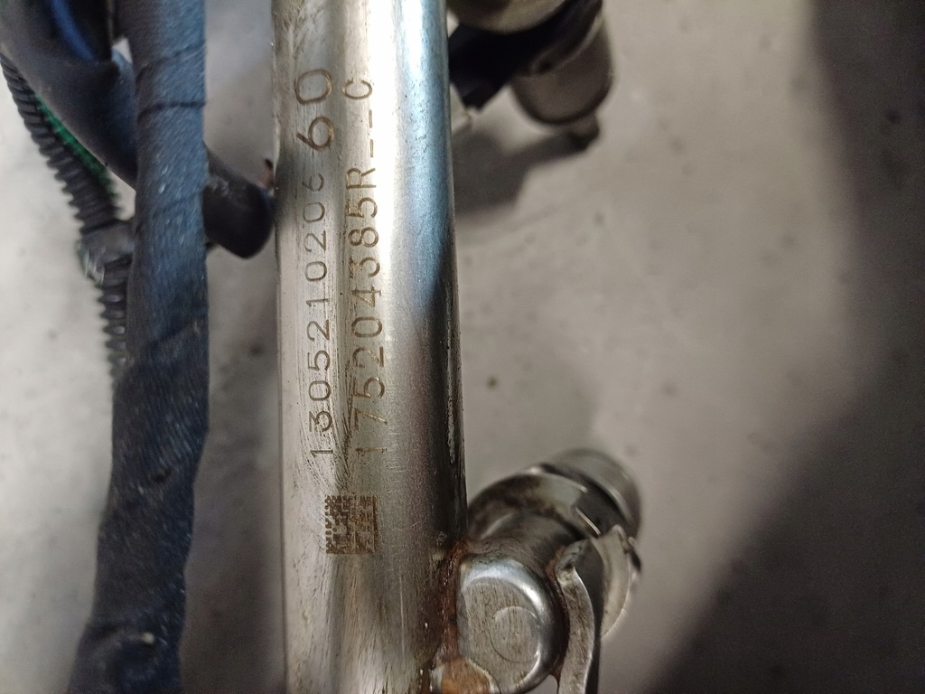 фото №6, Молдинг упорскування форсунки dacia lodgy ,dokker 1.2 tce 175204385r