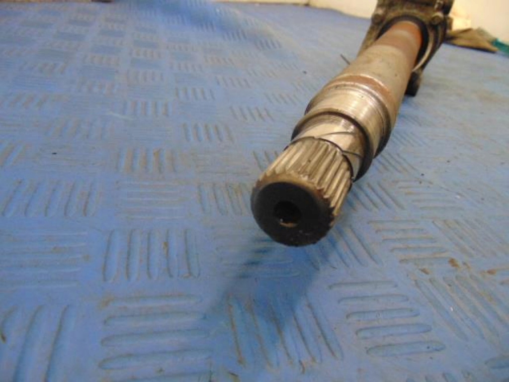 Alfa romeo 159 1.9jtd приводной вал правый Киев