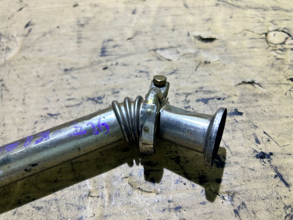 Труба трубка шланг egr mercedes c klasa w202 2.2 cdi Цена