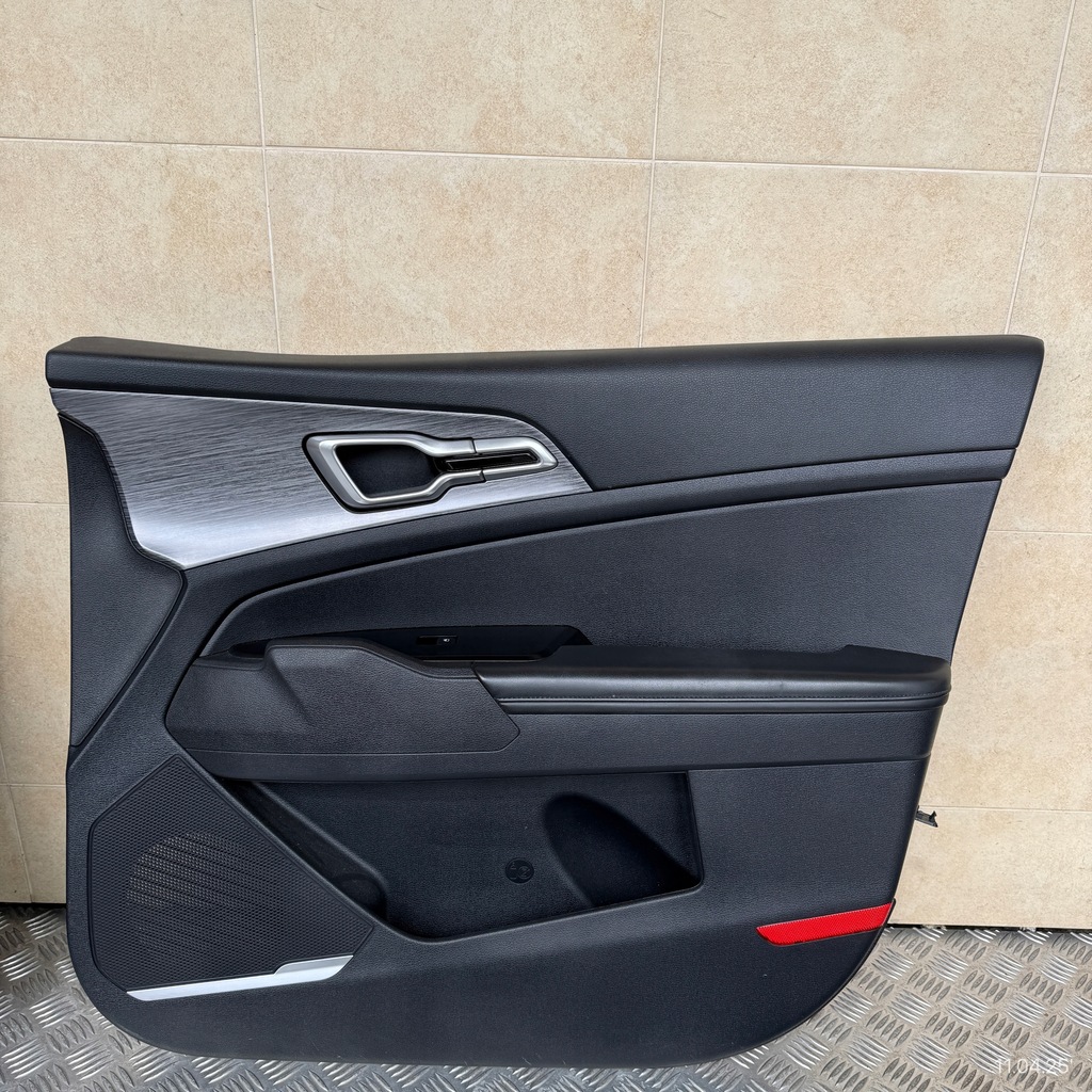 фото №1, Оббивка передня права обшивка двері kia sportage v 2022 rok